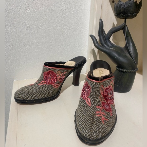 Cole Haan Women’s Kyrene Boho Heel Clog Embroidered Wooden Leather Beautiful 9.5 - Picture 1 of 15